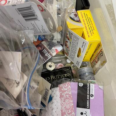 #257B Sewing and Crafting Items, Crafting Items 
