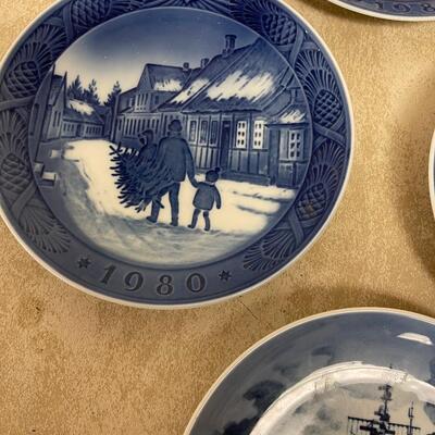 #261 B (4) Royal Copenhagen Plates 