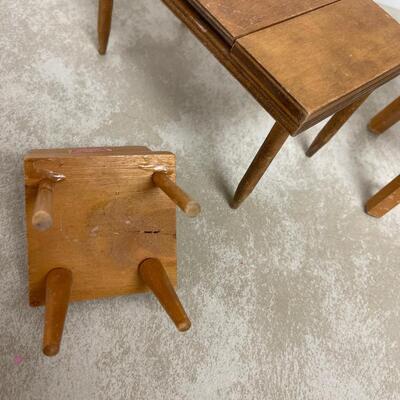 #263 B Vintage Doll Furniture 