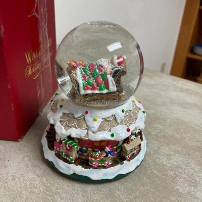 #274 B Waterford Musical Snow Globe Sugar Plum 