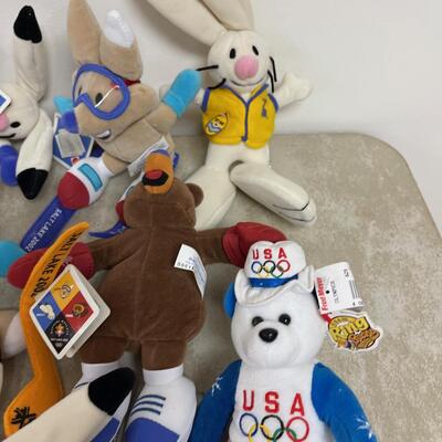 #290 B Olympic 2002 SLC Mascots / Stuffed Animals 