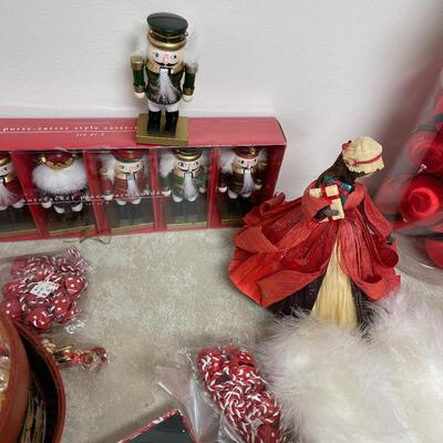 #298 B Christmas Decorations Include Snowy Owl Chicks