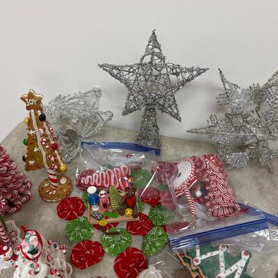 #302 B Gingerbread men &  Tree Top Decor, Candy theme items 
