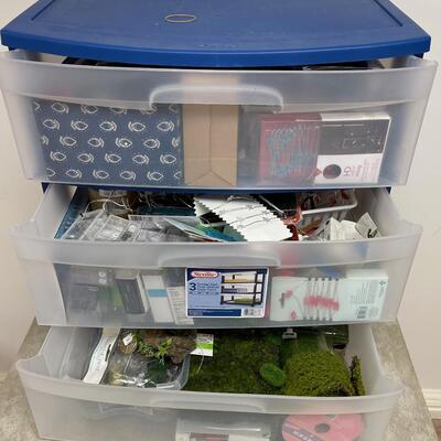 #310 B Doll House and Crafting Diorama  Scenery, Plants and Lighting 