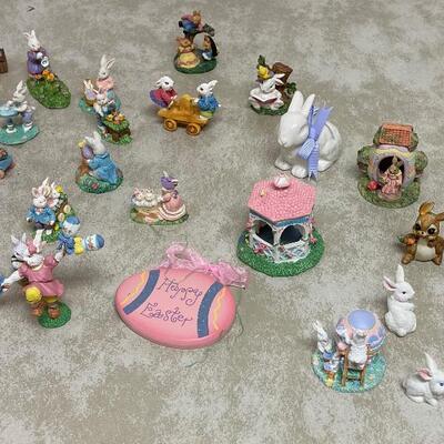 #339 B Easter Miniatures A large Lot!