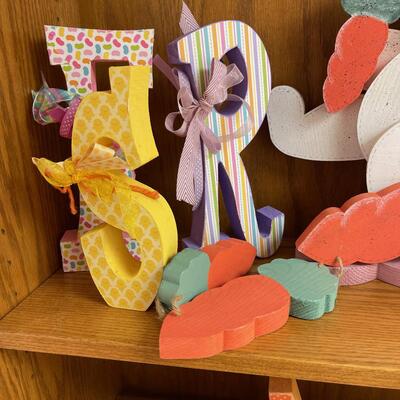 #341B Easter Wood Items - CUTE!!!