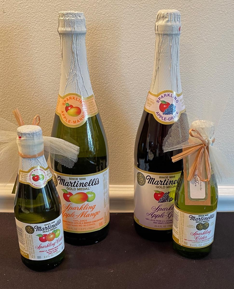 356 4 Bottles of MARTINELLI's