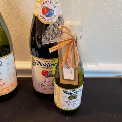 #356 4 - Bottles of MARTINELLI's 