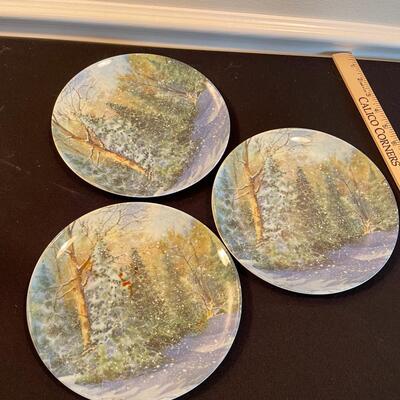#357 Melamine Turtle Platter Plus 3 Plates with trees