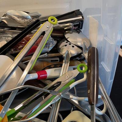 #359  Tub of Kitchen Utensils 