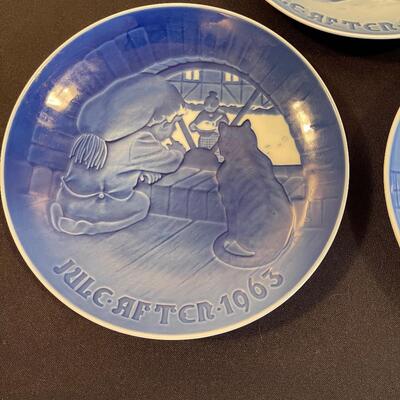 #362 3 Royal Copenhagen Decorative Plates - Blue