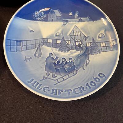 #362 3 Royal Copenhagen Decorative Plates - Blue