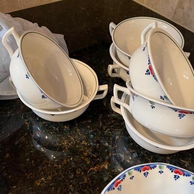 #364 Veruschka Pattern by Adams Partial Set of China, Made in England 