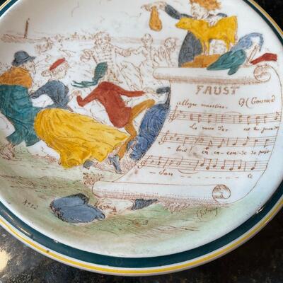 #372  (4) Vernon Kilns Plates 