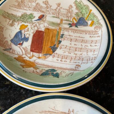 #372  (4) Vernon Kilns Plates 