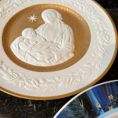 #378 (5) Collector Plates - Mix & Match