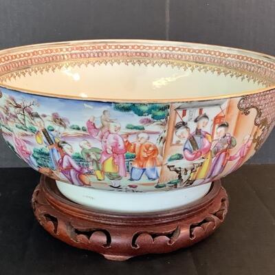 B1131 Antique Rose Familie Porcelain Punch Bowl