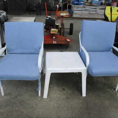 Lot 167 - Outdoor Chairs & Side Table With Cushions 