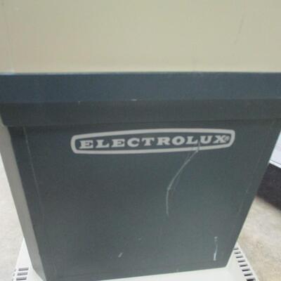 Lot 170 - Electrolux Vacuum Cleaner 'Discovery II