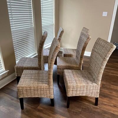 Set of 6 Stylish Wicker Dining Chairs