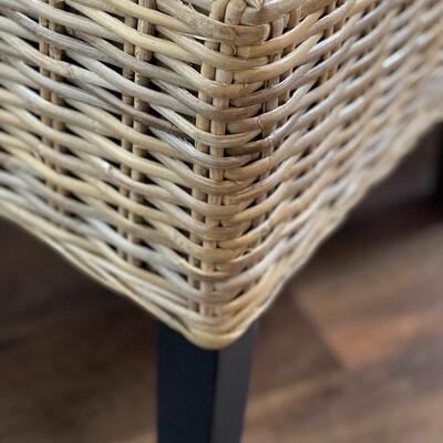 Set of 6 Stylish Wicker Dining Chairs