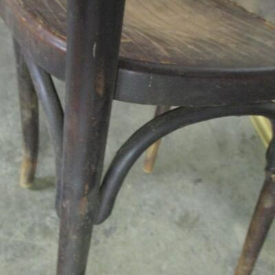 Lot 189 - Vintage Wooden Chair