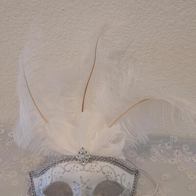 Lot 20: Angel Costume and Mask 