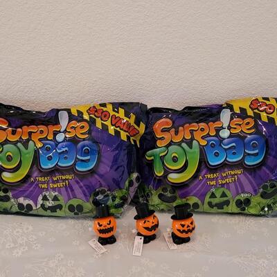 Lot 21: Non-Food Treats for Trick or Treaters