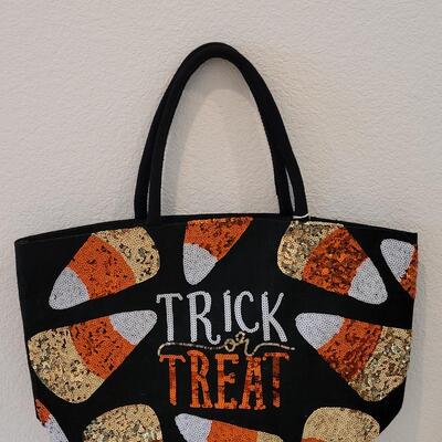 Lot 28: Halloween Tote Bag