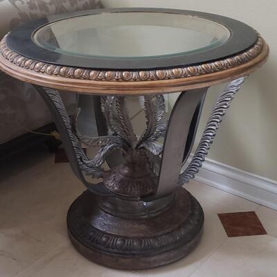 Round Top Glass End Table