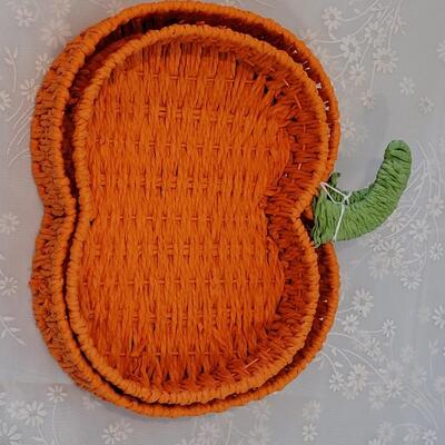 Lot 39: (2) Pumpkin Nesting Baskets and Melting Pumpkin