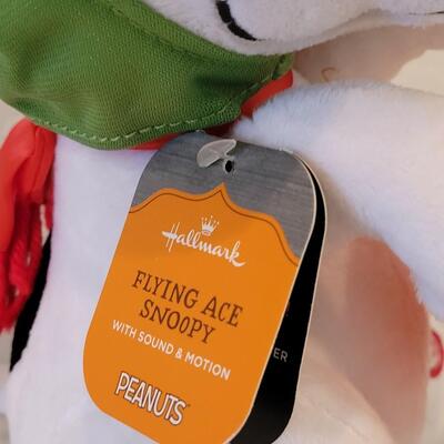 Lot 44: Flying Ace Snoopy 50 years the Great Pumpkin-sound and motion 