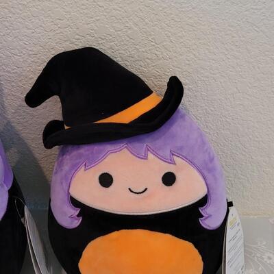 Lot 53: Squishmallows (2) Witches 