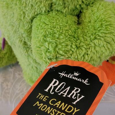 Lot 58: Hallmark Roary the Candy Monster-sound and motion