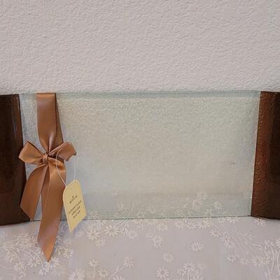 Lot 64: Hallmark Elegant Glass Appetizer Tray