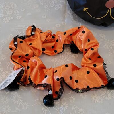 Lot 66: (2) Halloween Pet Elastic Collarsand Black Cat Bag