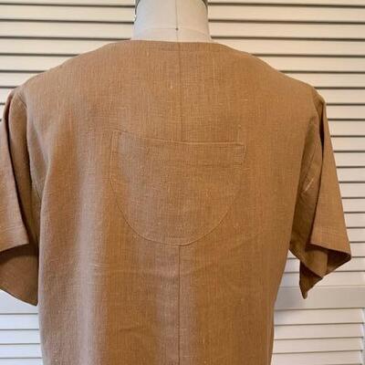 Lot 104 Kohala Plantation Dress Tan Linen 2 Front Pockets w/ Buttons.