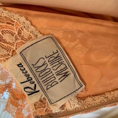 Lot 108 Vintage Bullocks Wilshire Peach Lace Dress Size 8