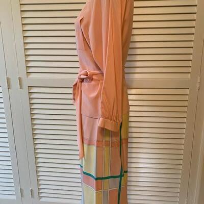 Lot 110 Vintage 2pc Blouse & Skirt Peach Pastel Geometric Pattern