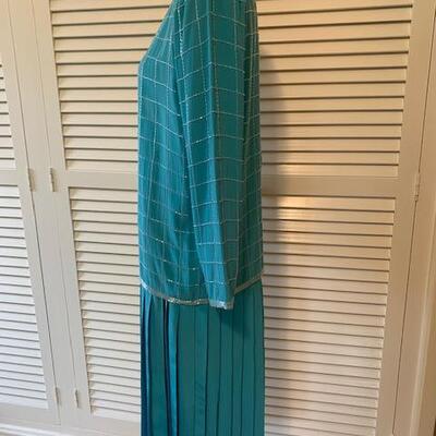 Lot 113 Vintage 2pc Blue Dress Beaded Top w/Slip Under Dress Pleated Bottom Size 8
