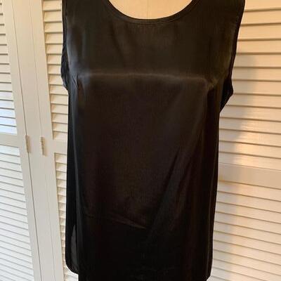 Lot 120 Gay Boyer New York 2pc Top Size 8
