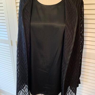 Lot 120 Gay Boyer New York 2pc Top Size 8