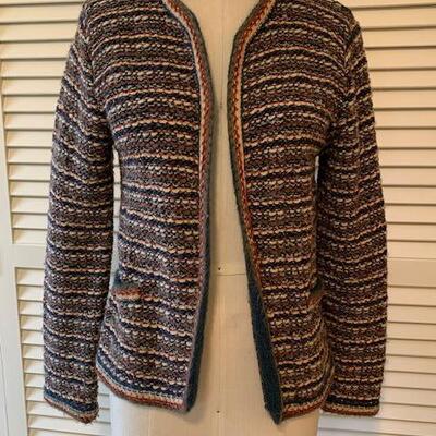 Lot 124 Vintage Bullock's Wilshire Sweater Size Medium 2 Front Pockets