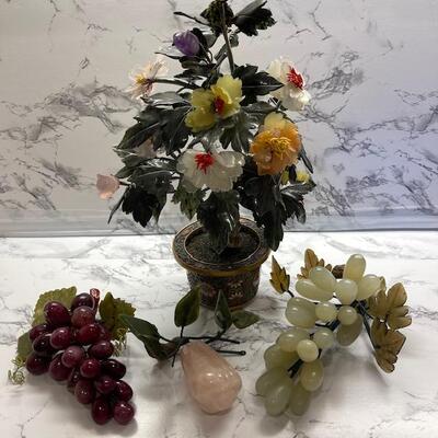 Lot 128  Collection of Jade Pieces Tree Grapes Pear