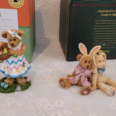 Lot 83: (2) Boyd's Bears Figurines 