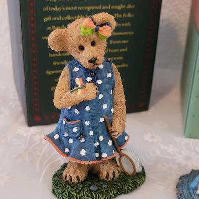 Lot 85: (2) Boyd's Bears Figurines 