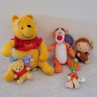 Lot 97: Winnie the Pooh and Tigger Plushies 