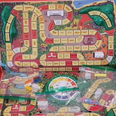 Lot 105: Game of LifeBoard Game