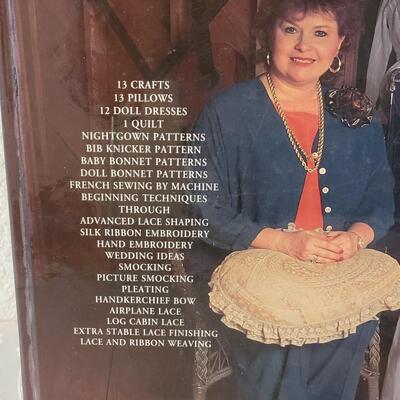 Lot 107: Sewing, Crafts and Organizing Books