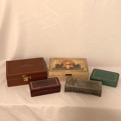 Lot 3 - Vintage Vanity Items and More